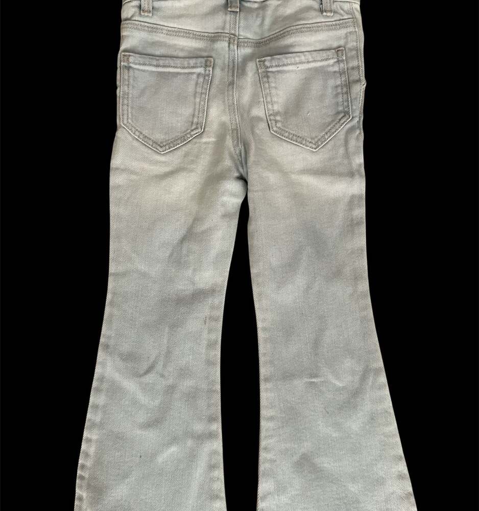 OskKosh Girls Light Wash Denim Flare Jeans with Flower Patches - Size 4 - Picture 2 of 3